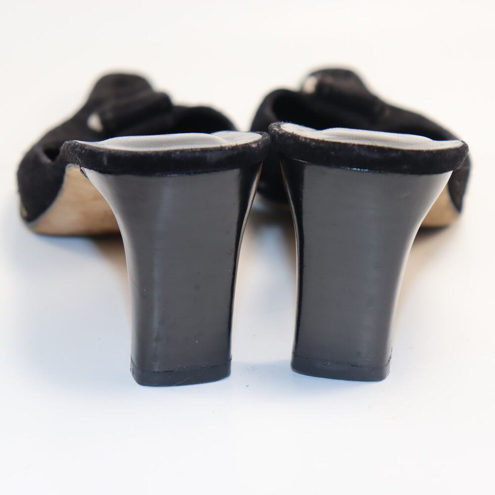 Vero Ve Italian suede low heel mules in size 8.5N - Picture 5 of 7